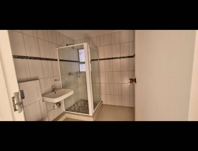 3 BEDROOM FLAT FOR SALE IN NORTH BEACH